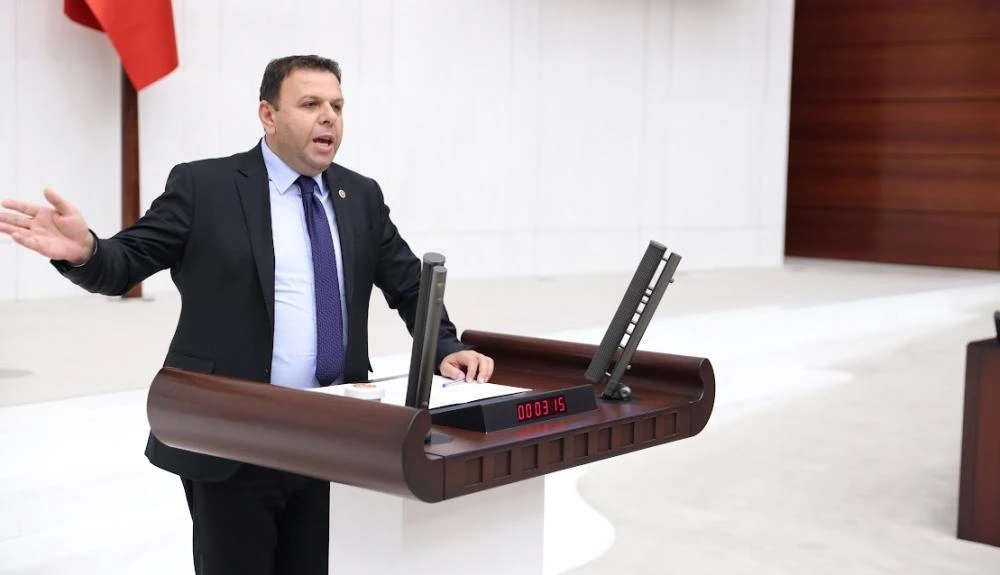 Ediz Ün: "Süt Hayvancılığı Büyük Krizde, Yüzbinlerce İnek Kesime Gidebilir!"