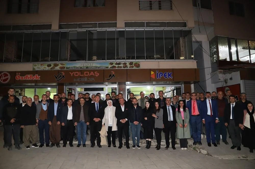 Çukurca Belediyesi Geleneksel İftar Programı Düzenlendi