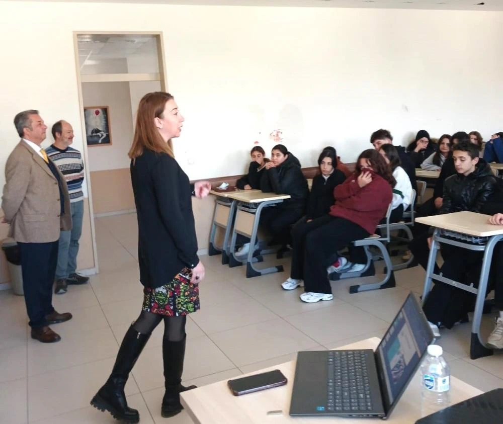 Tüketiciyi Koruma Derneği’nden Öğrencilere Haklarını Öğreten Eğitimler