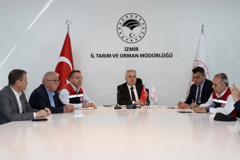 İzmir’de Çiğ Süt Sektörünün Sorunları ve Çözümleri Tartışıldı