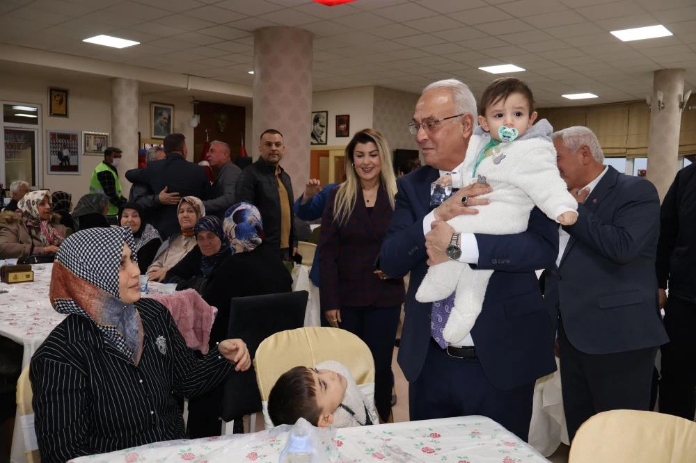 MHP Adana İl Başkanı Yusuf Kanlı, Şehit Aileleriyle İftar Programında Buluştu