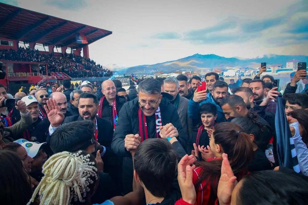 Yüksekova Spor’dan Tarihi Başarı: Kadınlar Süper Ligi’nde!