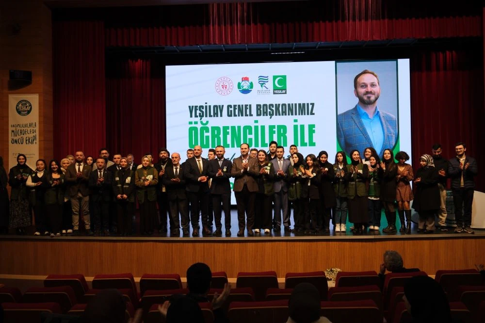 RTEÜ’de Bağımlılık Konulu Söyleşi: Yeşilay Genel Başkanı Öğrencilerle Bir Araya Geldi