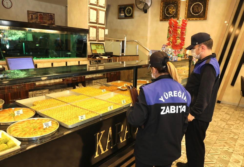 Ramazan Bayramı Öncesi Yüreğir’de Tatlıcılara Sıkı Denetim