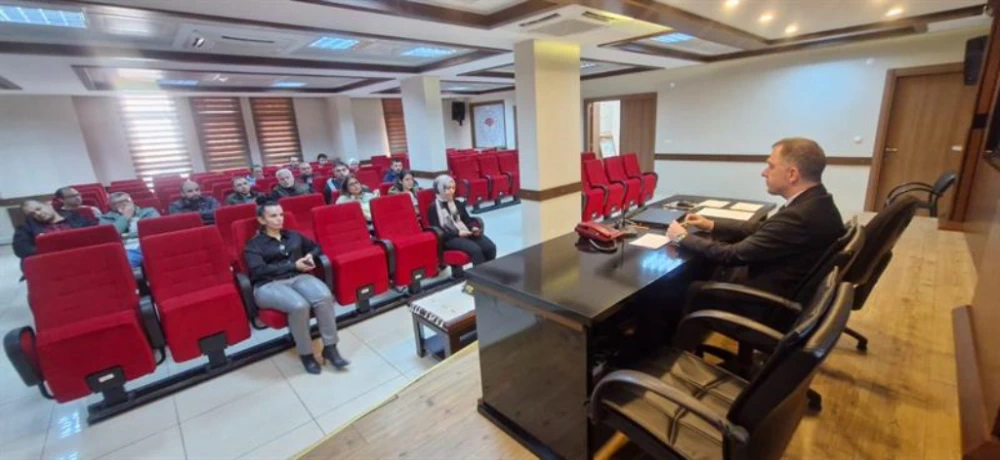 Rize’de Kahverengi Kokarca İle Mücadele İçin Feromon Tuzağı ve İlaç Dağıtımı Yapıldı