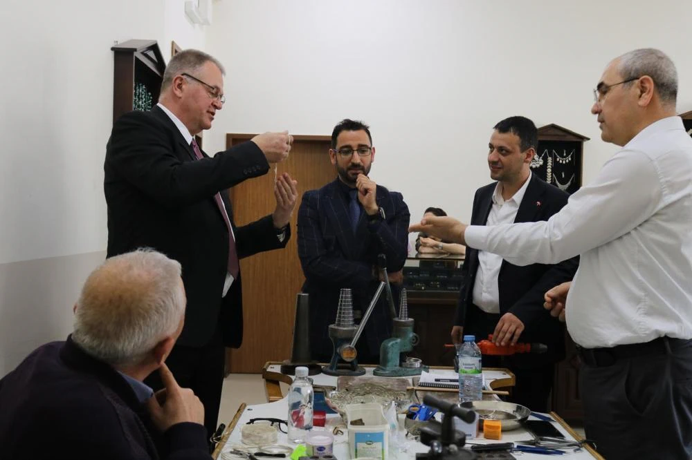 Lublin Ticaret Odası Başkanı Beypazarı Halk Eğitim Merkezi’ni Ziyaret Etti