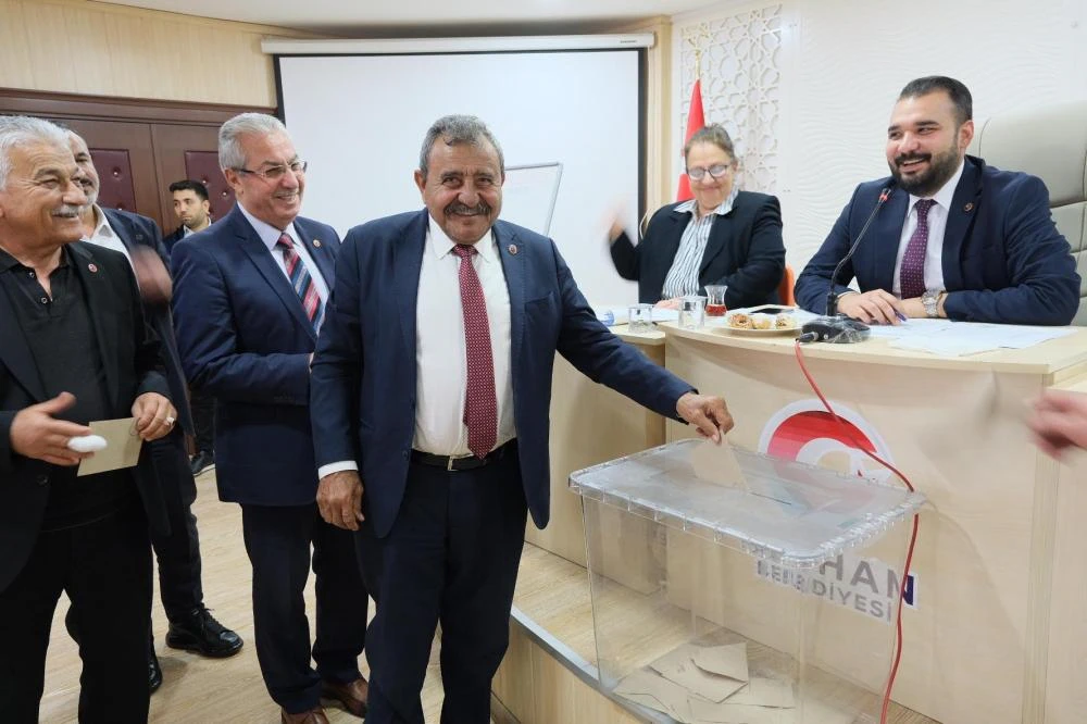 Ceyhan Belediyesi Nisan Ayı Meclis Toplantısı Gerçekleştirildi