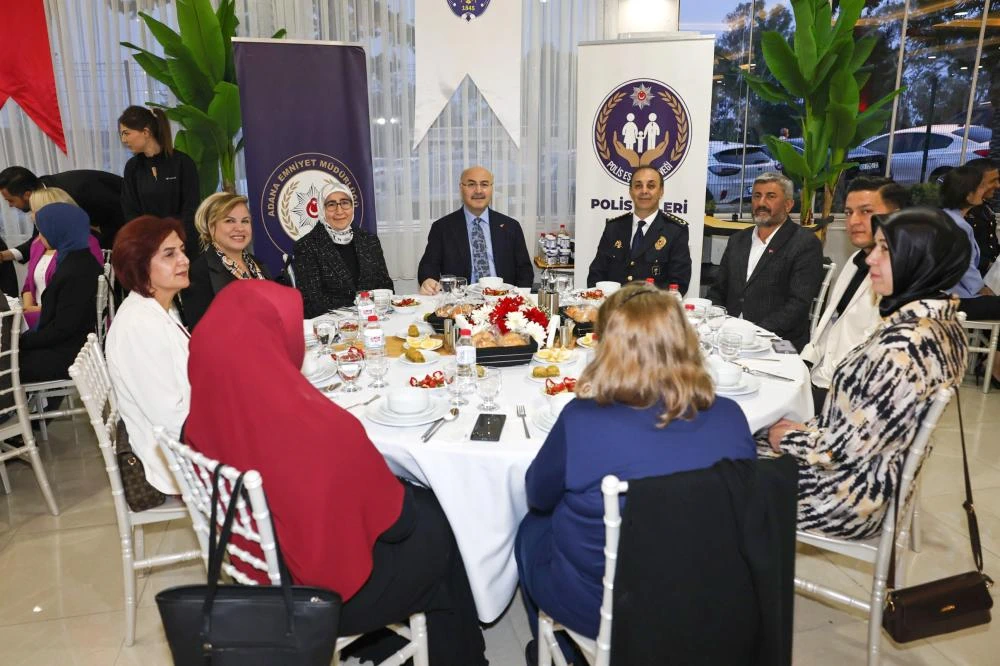 Adana’da Şehit Aileleri Onuruna Polis Haftası Yemeği Düzenlendi