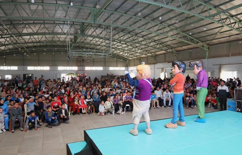 Hatay Büyükşehir Belediyesi’nden Miniklere Rafadan Tayfa Sürprizi