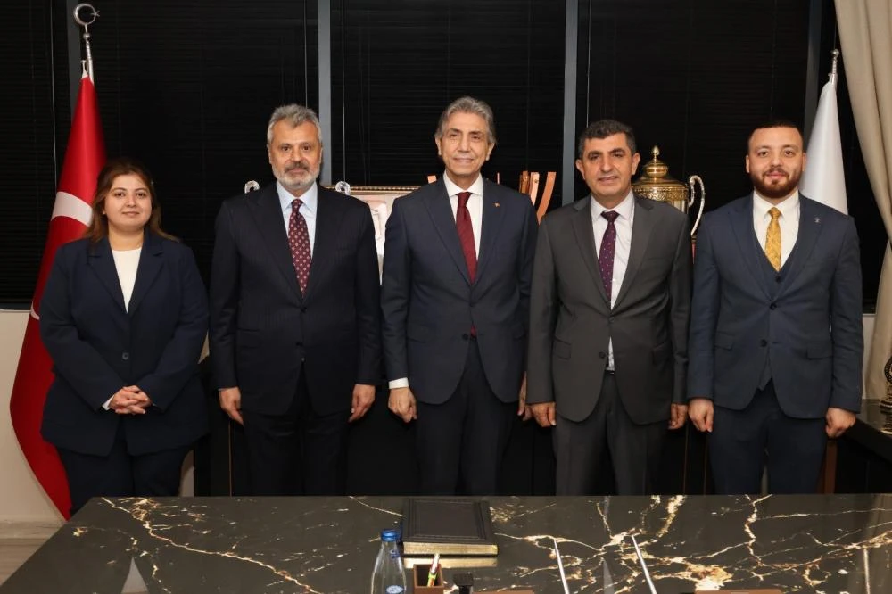 Mustafa Demir’den Hatay Büyükşehir Belediyesine Ziyaret