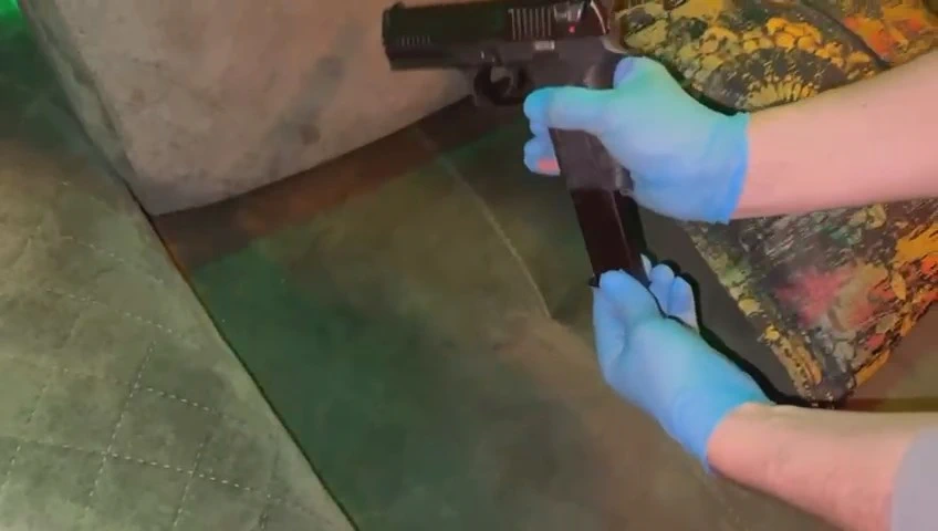 Bingöl’de Narkotik Operasyonunda Tabanca ve Yarım Kilo Esrar Ele Geçirildi