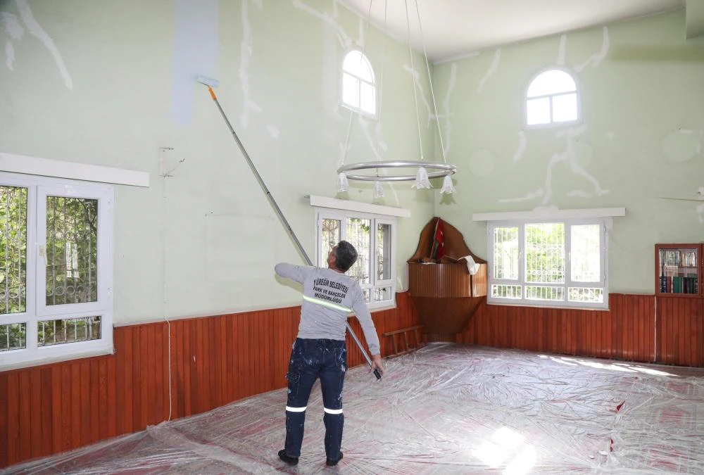 Yüreğir Belediyesi’nden Esadiye Camisi’ne Bakım ve Onarım Desteği