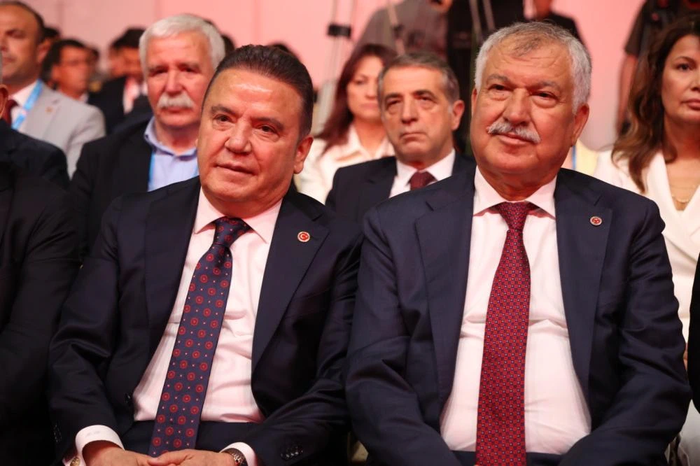 Zeydan Karalar: “Belediyelerin Önü Tıkanmamalı”