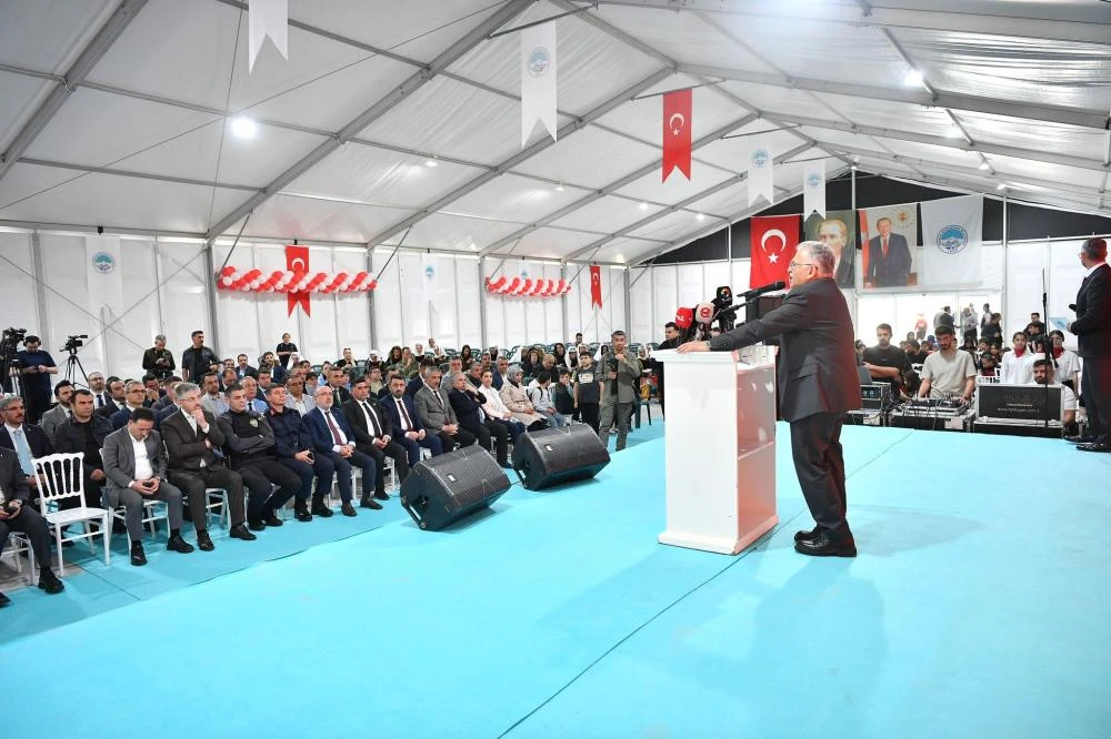 Kayseri’de 2. Çocuk Kitap Fuarı ve Şenliği Coşkuyla Açıldı
