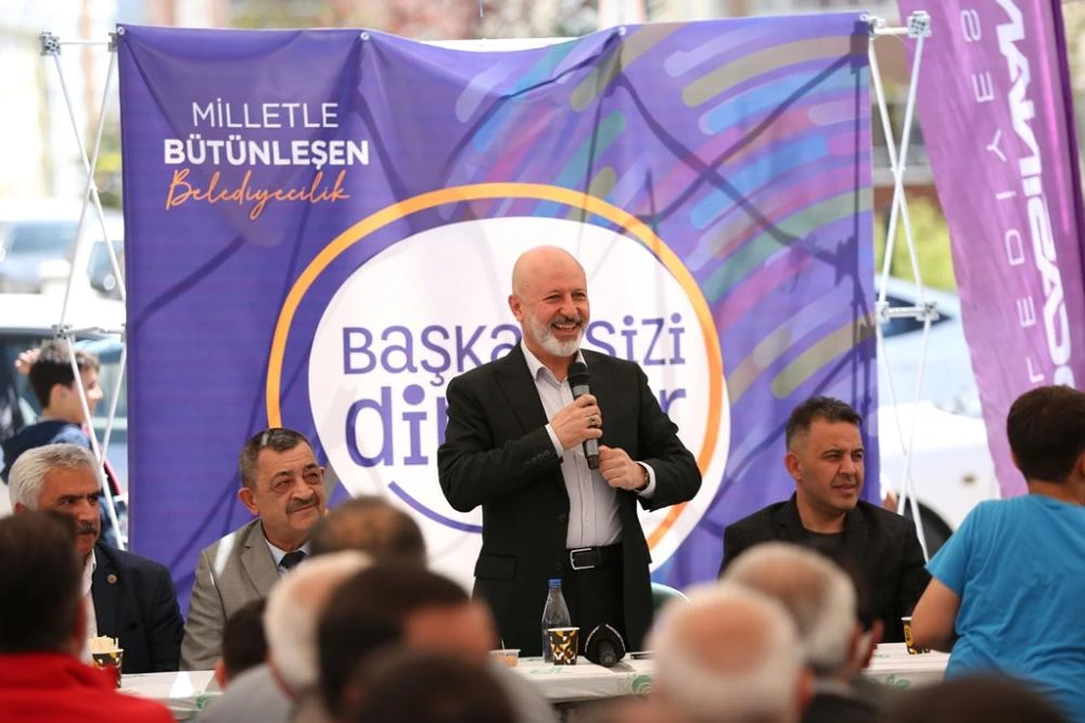 Başkan Çolakbayrakdar Osmangazi Mahallesi’nde Vatandaşlarla Buluştu