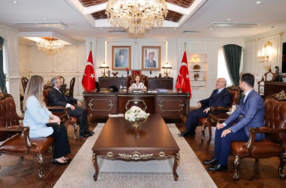 Minik Vali Nurcan Erva'dan Adana'ya Yeşil Alan ve Çocuk Merkezi Projeleri