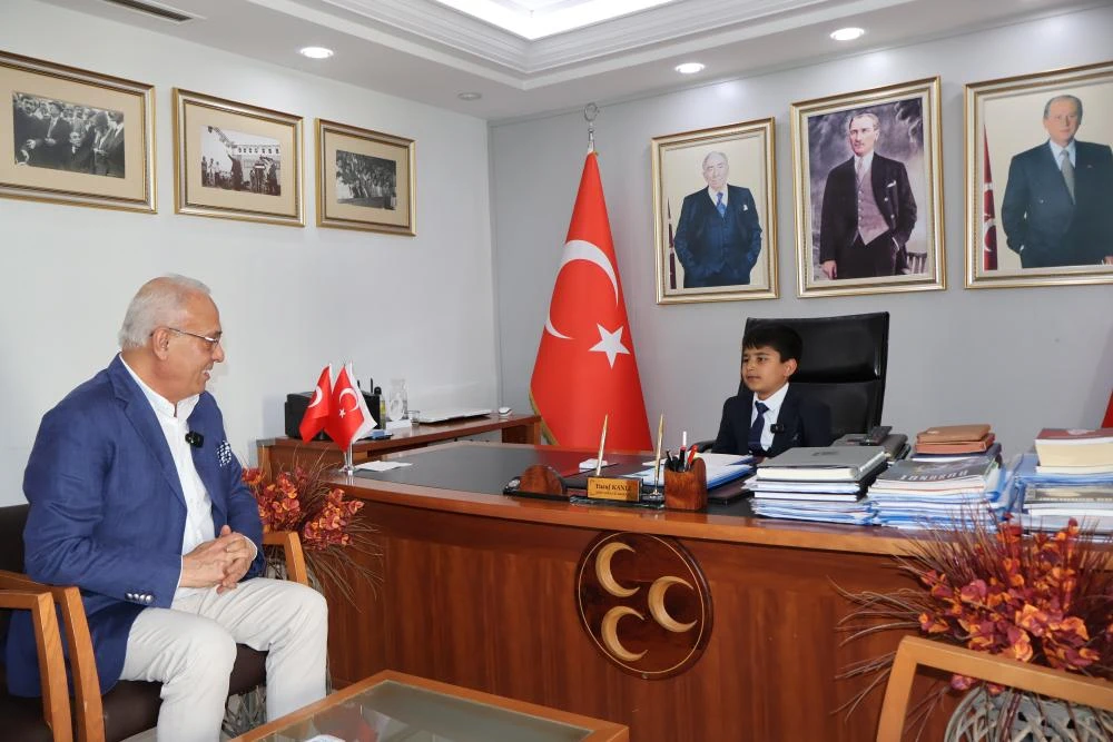 MHP Adana İl Başkanı Kanlı: Makamını Minik Gencer'e Devretti