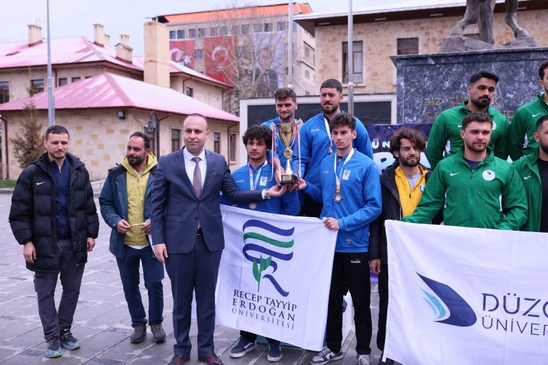 RTEÜ Rafting Takımı'ndan Bayburt'ta Büyük Başarı: Bir Şampiyonluk, Bir İkincilik