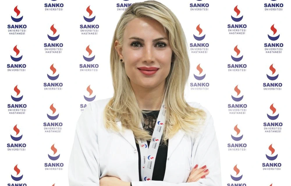 Diyetisyen Berk'ten Hızlı Zayıflama Uyarısı: "Şok Diyetlerle Sağlığınızı Riske Etmeyin"