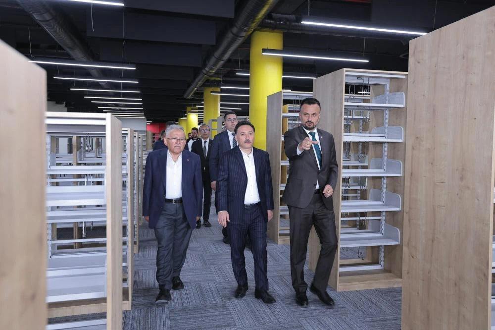 Başkan Büyükkılıç ve Vali Çiçek'ten Kayseri'ye Devasa Kütüphane Müjdesi