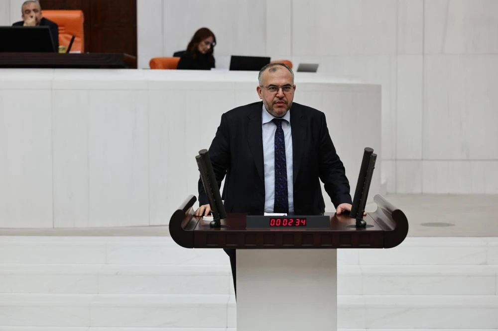 Çalışkan'dan Antakya Eleştirisi: "Konut Yapılıyor Ama Şehir Hâlâ Ortada Yok"