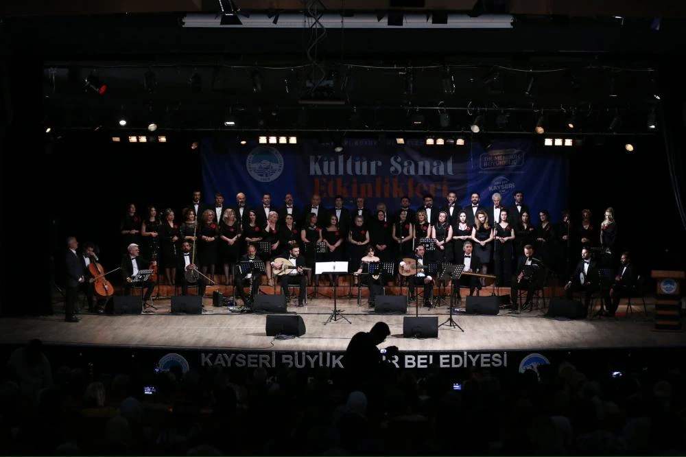 BÜYÜKŞEHİR’DEN TÜRK SANAT MÜZİĞİ RÜZGÂRI: “UŞŞAK FASLI” KONSERİ