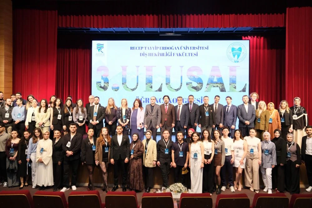 RTEÜ'de 3. Ulusal Öğrenci Kongresi Yapıldı