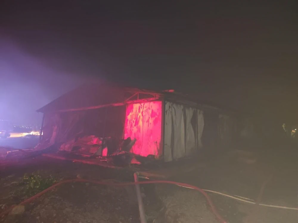 Şanlıurfa Siverek'te Yangın Paniği! TOKİ İnşaatı Hızla Kontrol Altına Alındı