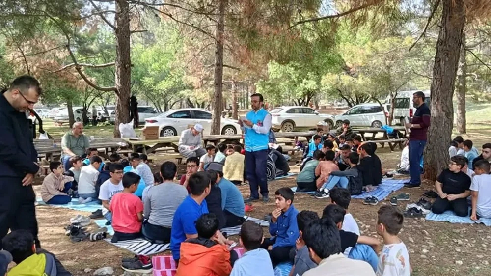 Kahta'da Hafızlık Öğrencileri Piknikte Buluştu