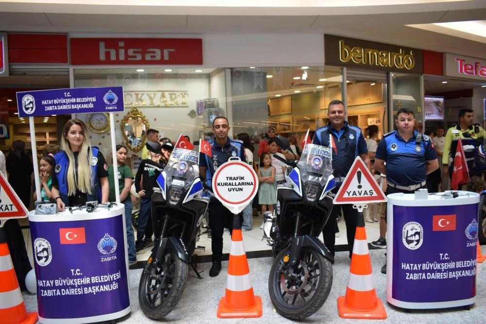 TRAFİK HAFTASI ETKİNLİĞİNDE HBB STANDI İLGİ GÖRDÜ