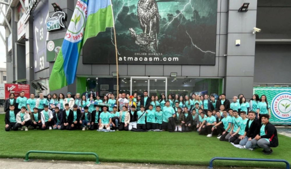 Kahramanmaraşlı Depremzede Öğrencilere Rize'de Sıcak Misafirperverlik