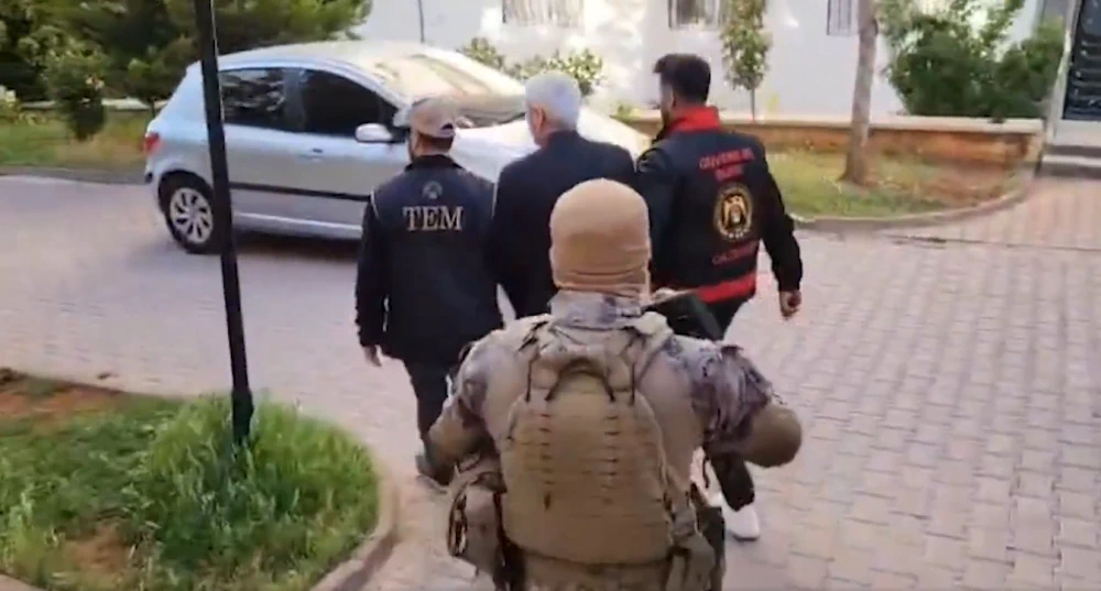 46 İl'de Eş Zamanlı FETÖ Operasyonu 208 Gözaltı!