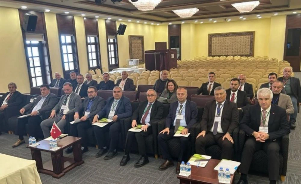 Ulusal Çay Konseyi 17. Olağan Genel Kurulu Rize'de Yapıldı: Sektörün Geleceği Masaya Yatırıldı