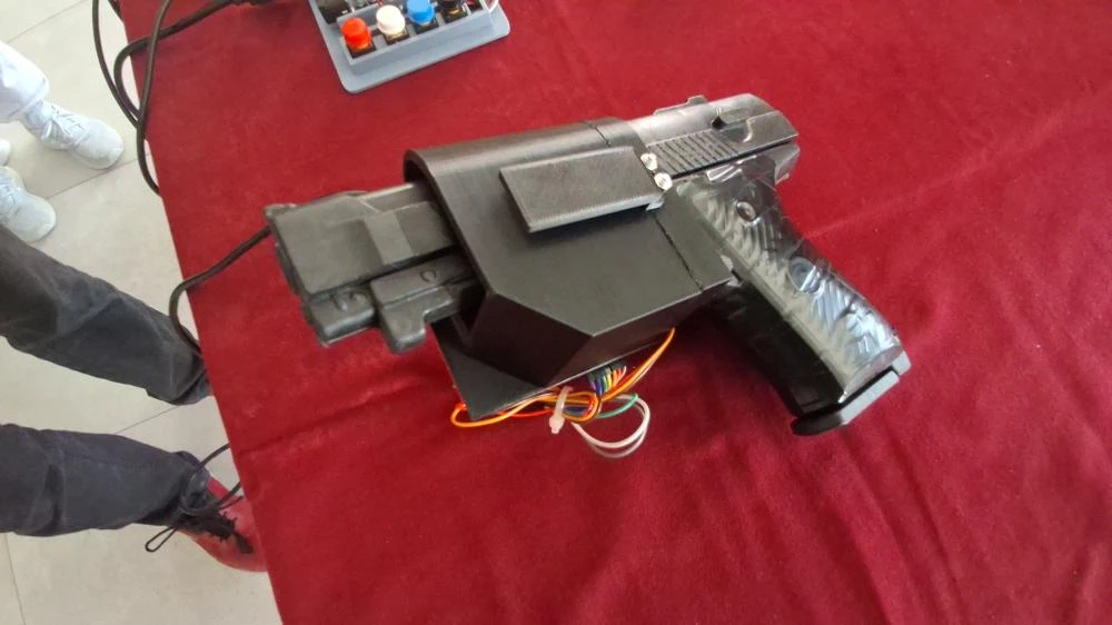 Beypazarı Fen Lisesi'nden Zeka Ürünü Projeler: Akıllı Tabanca Kılıfı ve Türkiye Memeli Faunası Sergisi Göz Doldurdu