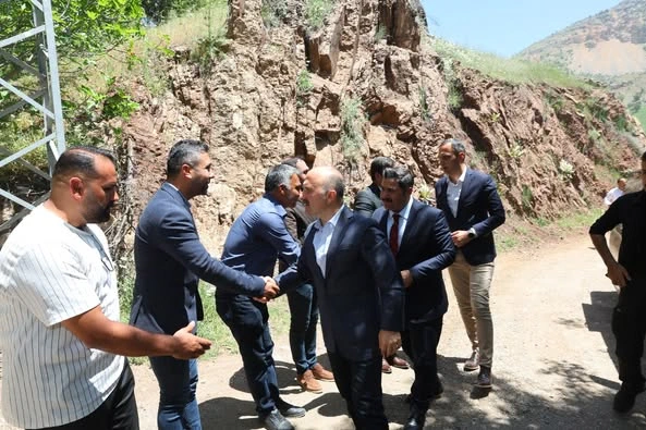 Adıyaman'da Deprem Sonrası Kırsal Dönüşüm Hızla İlerliyor: Yöresel Mimariye Uygun Güvenli Konutlar Yükseliyor
