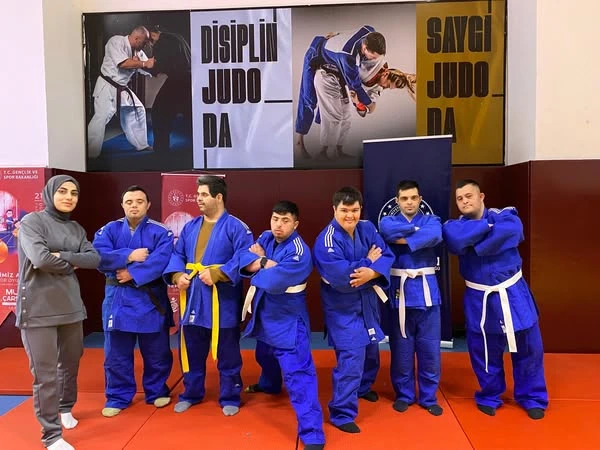 Adıyaman'da Down Sendromlu Çocuklar Judo ile Hayata Tutunuyor