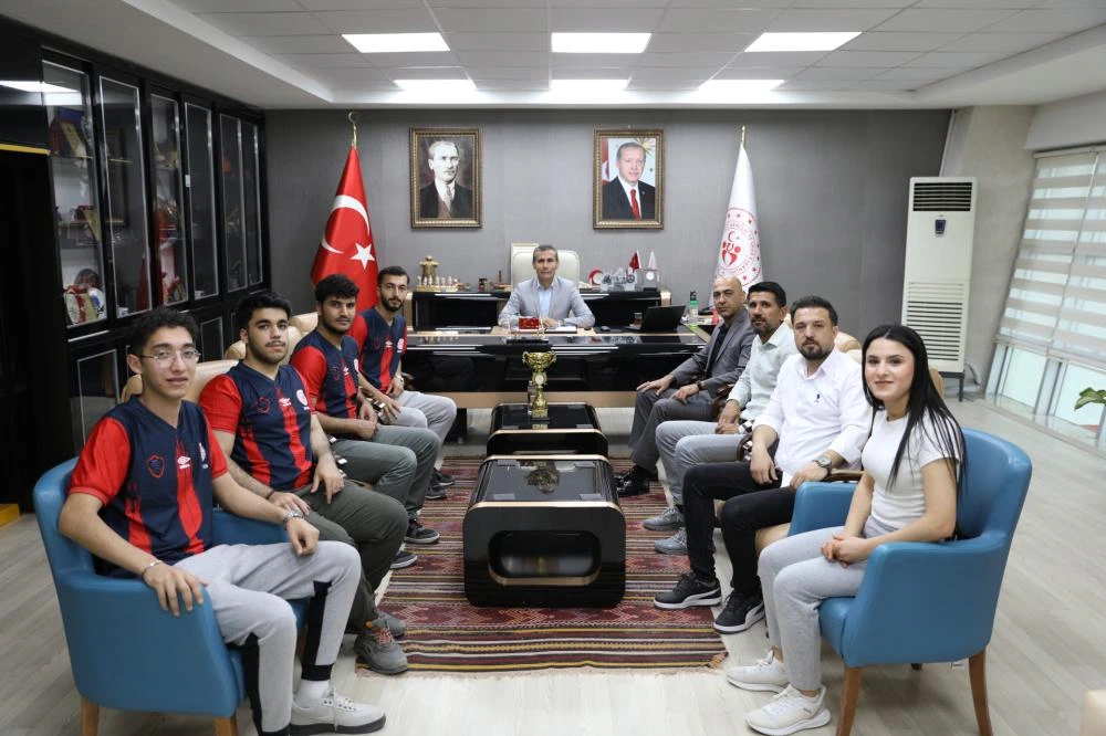 Yediyaman Masa Tenisi Takımı Türkiye Finallerinde Adıyaman'ın Gururu Oldu