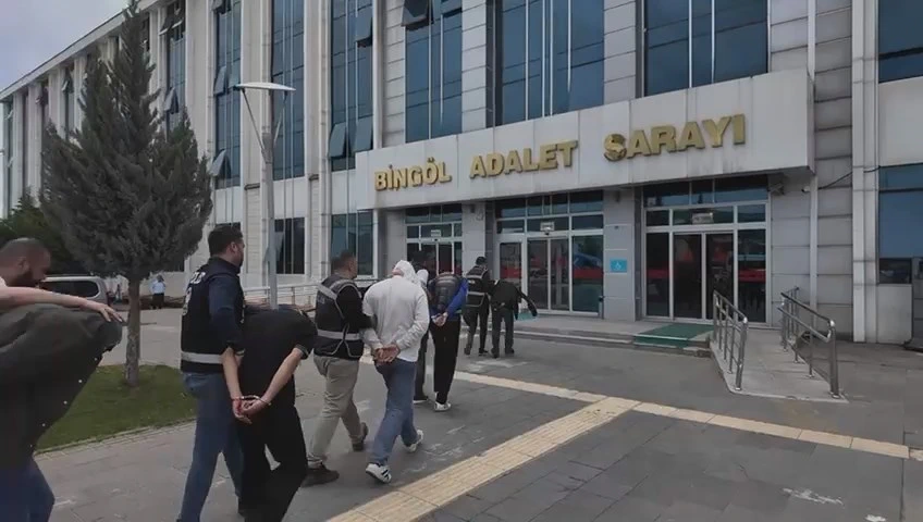 Bingöl’de Araç Hırsızlığı Operasyonu: 6 Gözaltı