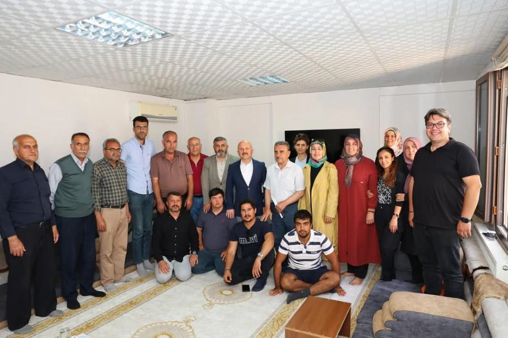 Vali Varol'dan Engelli Derneklerine Ziyaret: "Engelleri Birlikte Aşacağız"