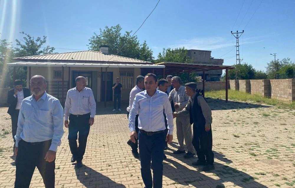 Kaymakam Partal'dan Yazıkarakuyu'daki Yeniden İnşa Çalışmalarına Ziyaret