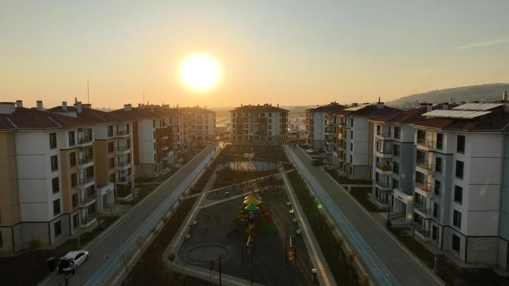 Baktıkça İçimiz Açılıyor: Adıyaman Örenli’de Yeşil Dönüşüm Tamamlandı