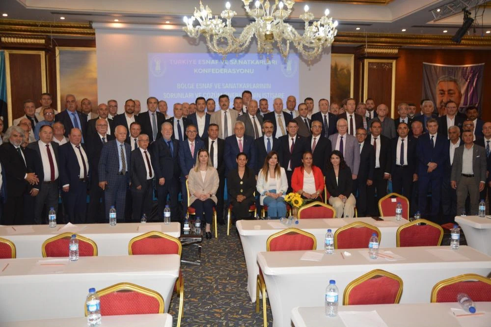 İESOB'da Esnafın Sorunları Masaya Yatırıldı