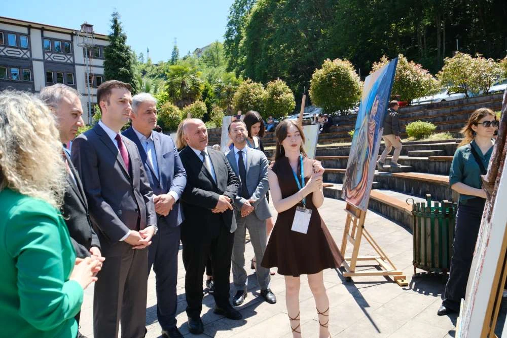 RTEÜ Eğitim Fakültesi’nde Baharın Renkleri Şenlikle Buluştu