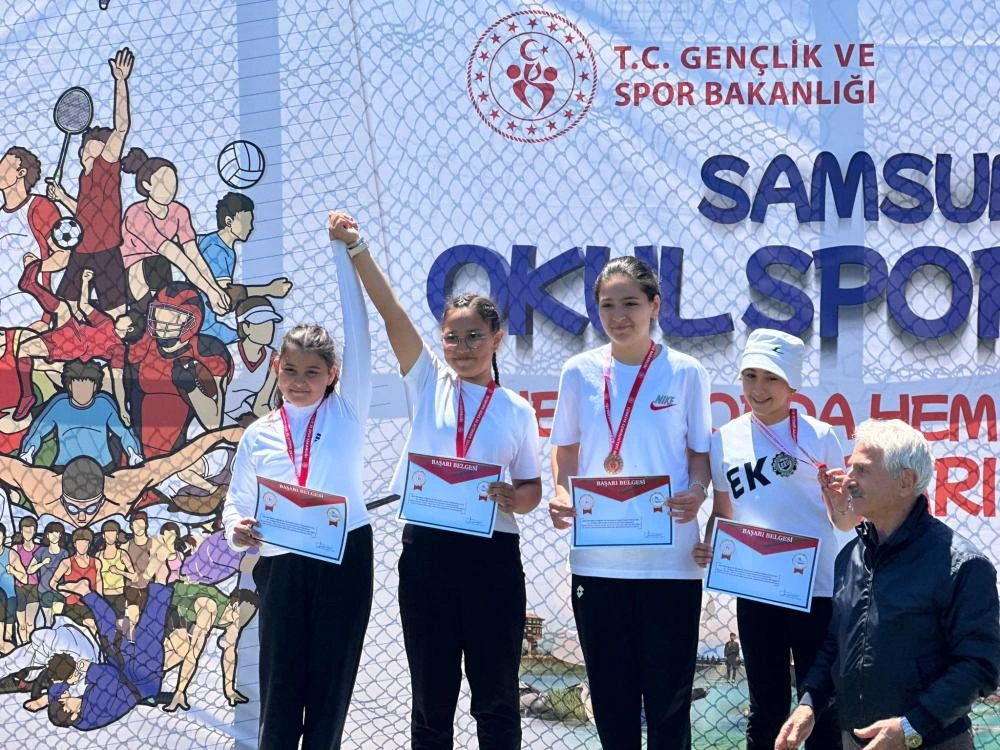 “Klasik Yay Küçük Kızlar “  Kategorisinde Türkiye Şampiyonluğu Gelibolu’nun