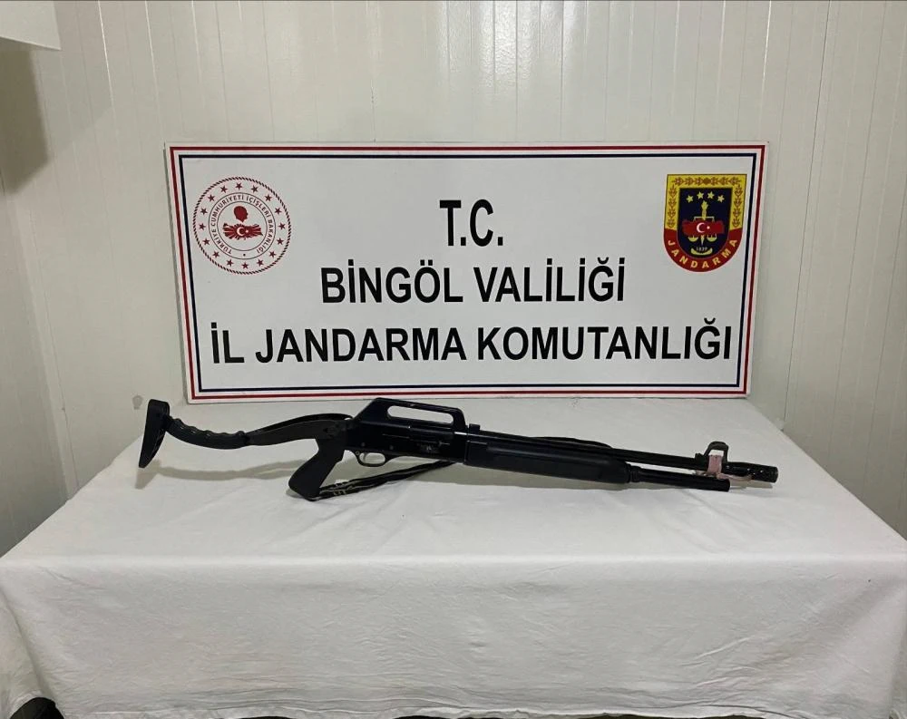 Bingöl’de Tabanca ve Av Tüfeği Ele Geçirildi