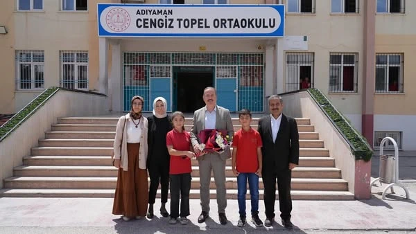 Adıyaman'da Bilim Rüzgarı Esti: İl Müdürü Ali Tosun TÜBİTAK 4006 Bilim Fuarı’na Katıldı