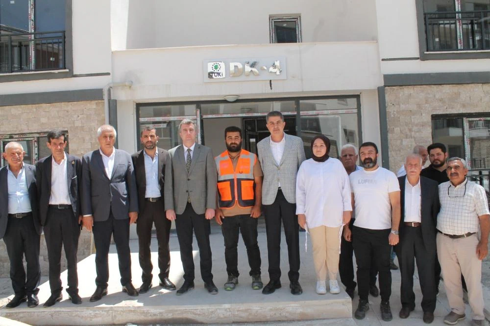 Gerger’de TOKİ Konutlarında İnceleme: “Asrın Felaketinden, Asrın Yatırımlarına”