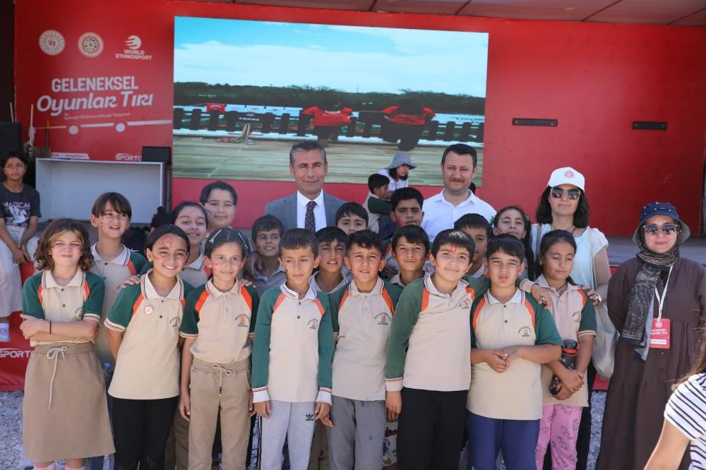 Geleneksel Oyunlar Tırı Adıyaman’da Çocuklarla Buluştu