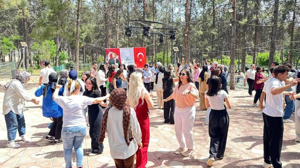 Adıyaman Belediyesi’nden YKS Adaylarına Moral ve Motivasyon Pikniği