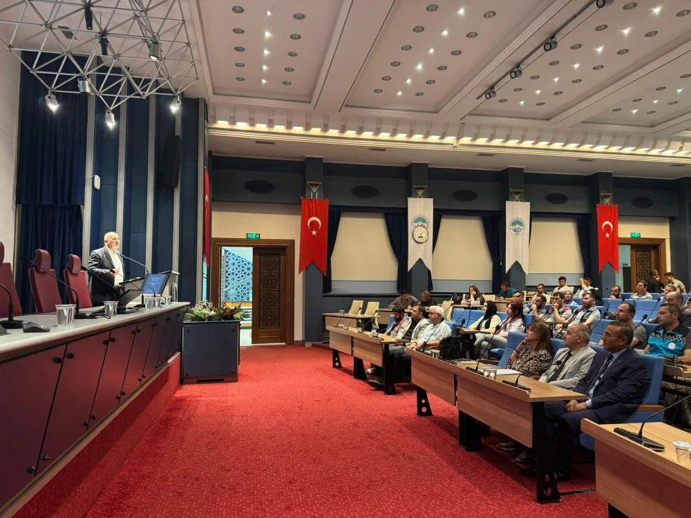 Büyükşehir'den 'Vektör Zararlılarla Mücadele' Konulu Önemli Seminer